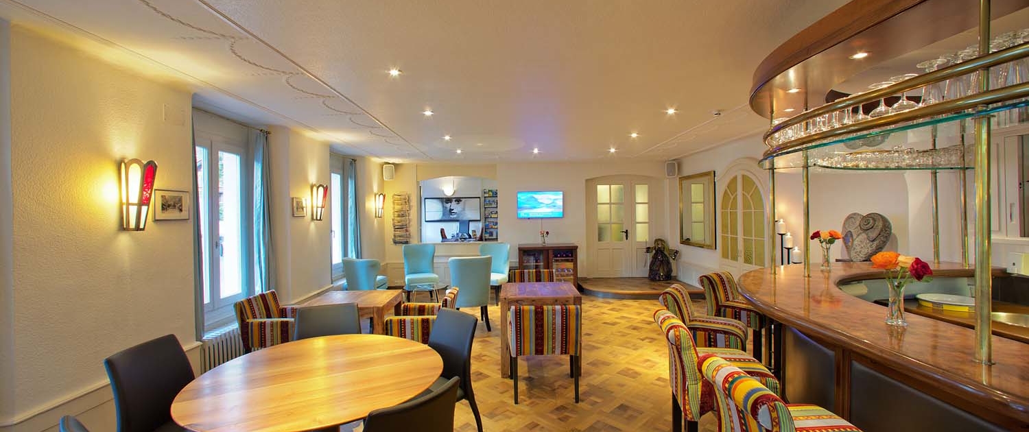 The Riverside Bar at Hotel Bellevue Interlaken