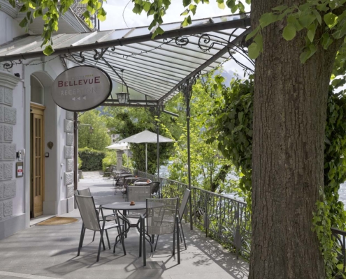 Die Gartenterrasse am Fluss im Hotel Bellevue Interlaken